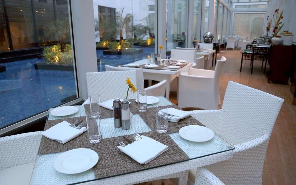 होटल The Lalit Great Eastern Kolkata