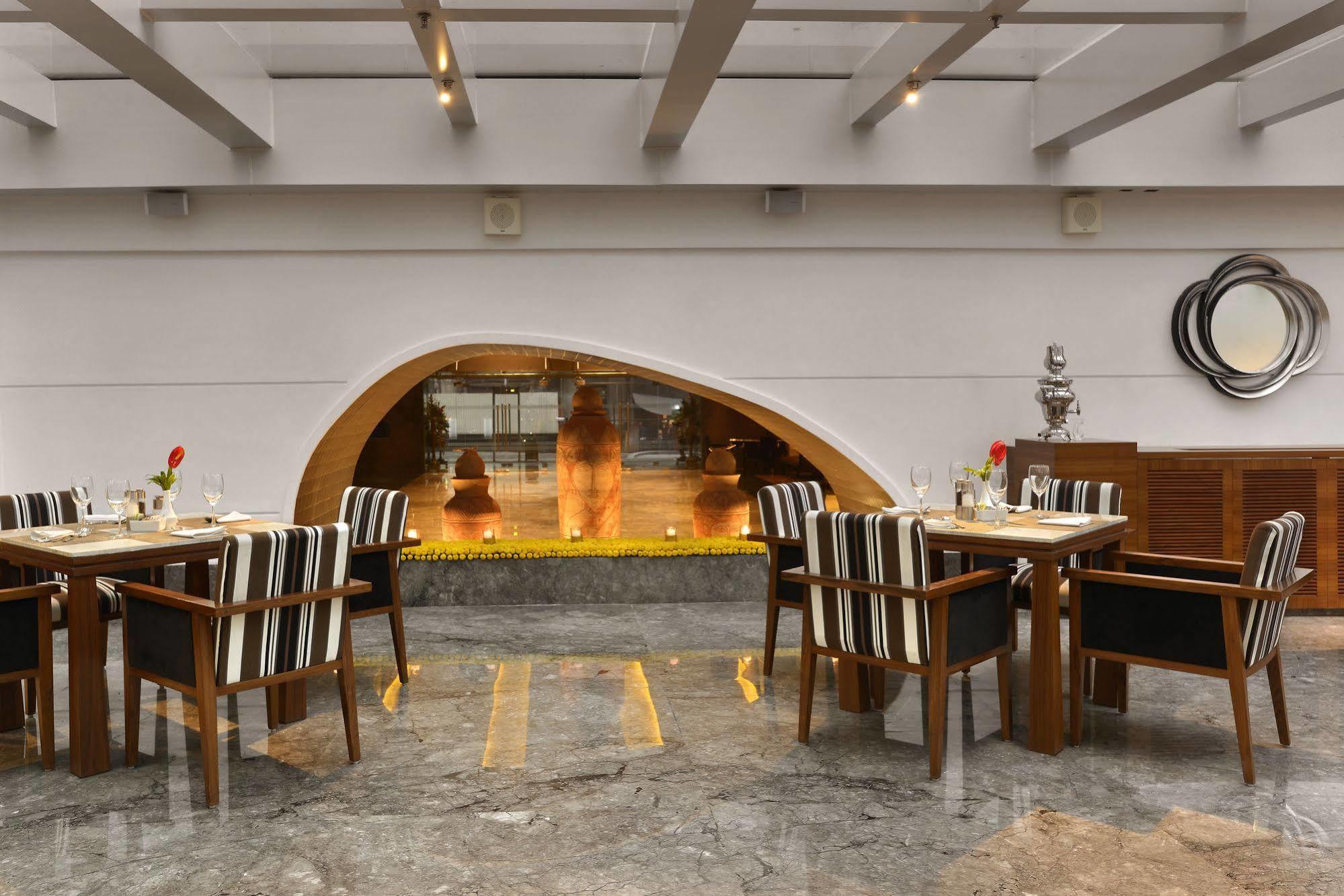 The Lalit Great Eastern Kolkata