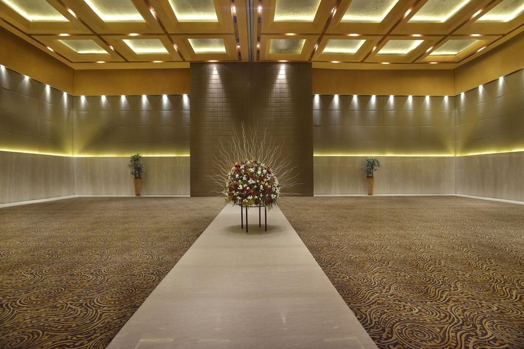 The Lalit Great Eastern होटल